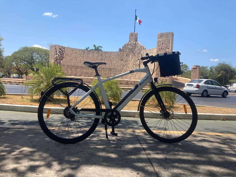 Mérida: The E-bike tour with history and culture - Food talk along Mérida’s renovated restaurant street