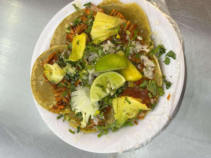 Mexico City: Coyoacan Tacos Food Tour & Optional Frida Kahlo - The first market tastings
