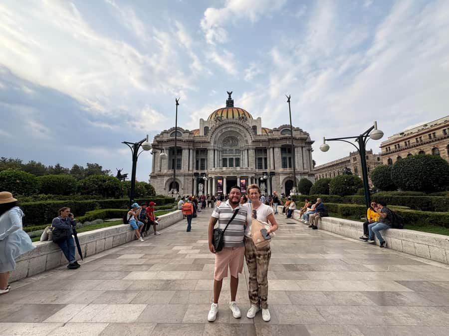 Mexico City: Diego Rivera's Murals Guided Walking Tour - Who should book this mural walk?