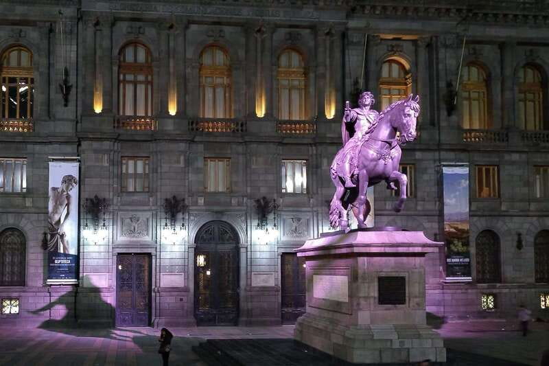 Mexico City: Double Decker Bus Night Tour - Is $10 a fair price?