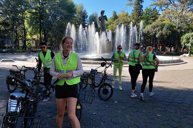 Mexico City E-Bike Tour with a taco and churros stop - What makes this ride worth your morning