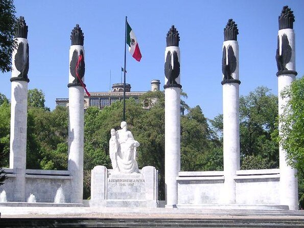 Mexico City E-Bike Tour with a taco and churros stop - Starting in Roma Norte at 9:30 am