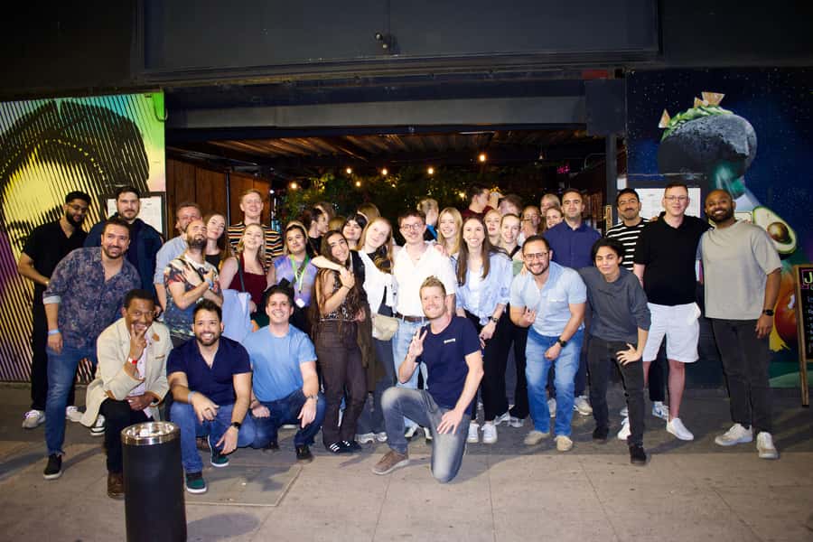 Mexico City: Guided Pub Crawl with Party Games - Key points to know before you book