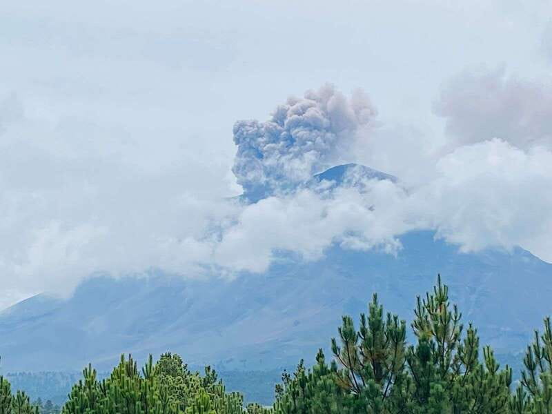 Mexico City: Guided Volcano Trek with Lunch - Who should take this volcano trek?