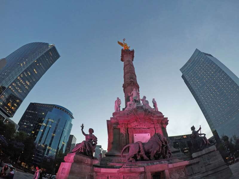 Mexico City: Hop-on Hop-off City Tour by Turibus 1-Day Pass - Why this bus works in a city this large