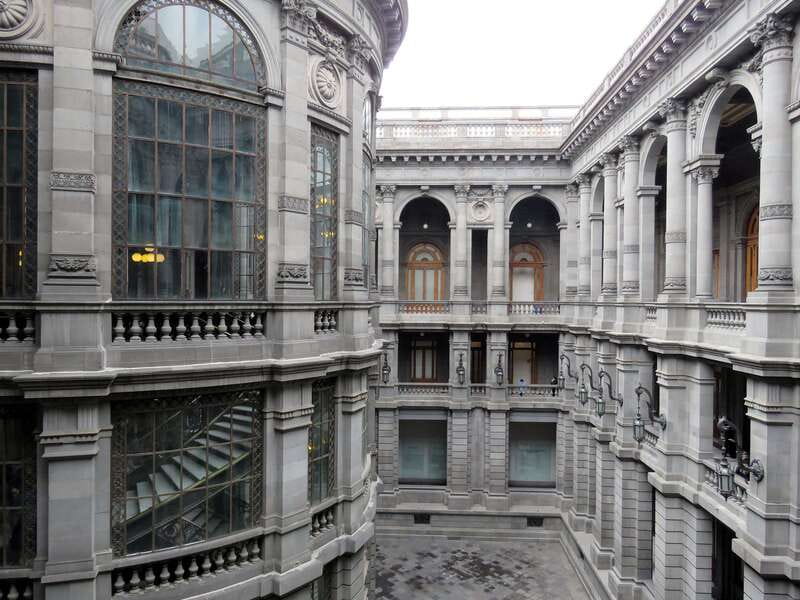 Mexico City Must-see Buildings & Palaces - Palacio de Bellas Artes: a strong opening and finale