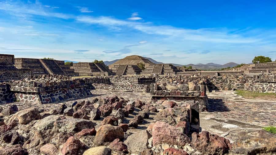 Mexico City: Teotihuacan Early or Afternoon Access Tour - Guide quality and group experience