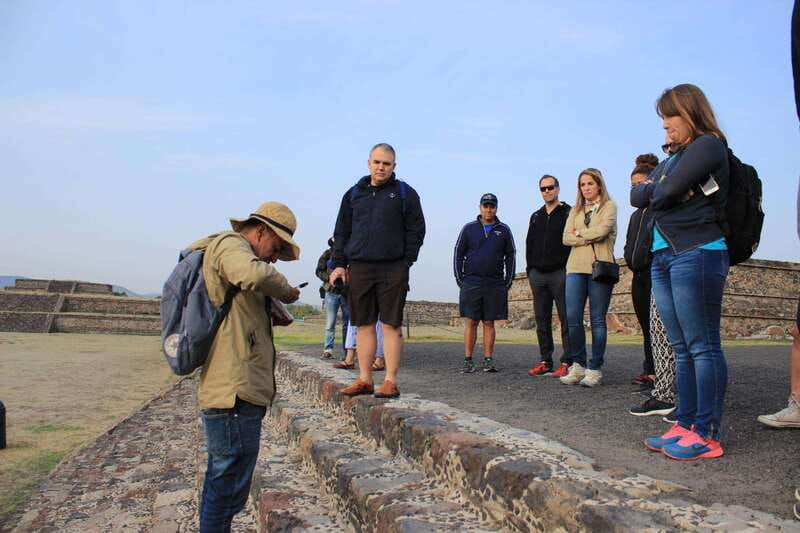 Mexico City: Teotihuacan, Tlatelolco & Basilica of Guadalupe - What the guide adds to the experience