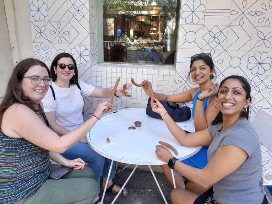 Mexico City: Vegan and Vegetarian Street Food Adventure - Finishing with churros and a drink in Zona Rosa