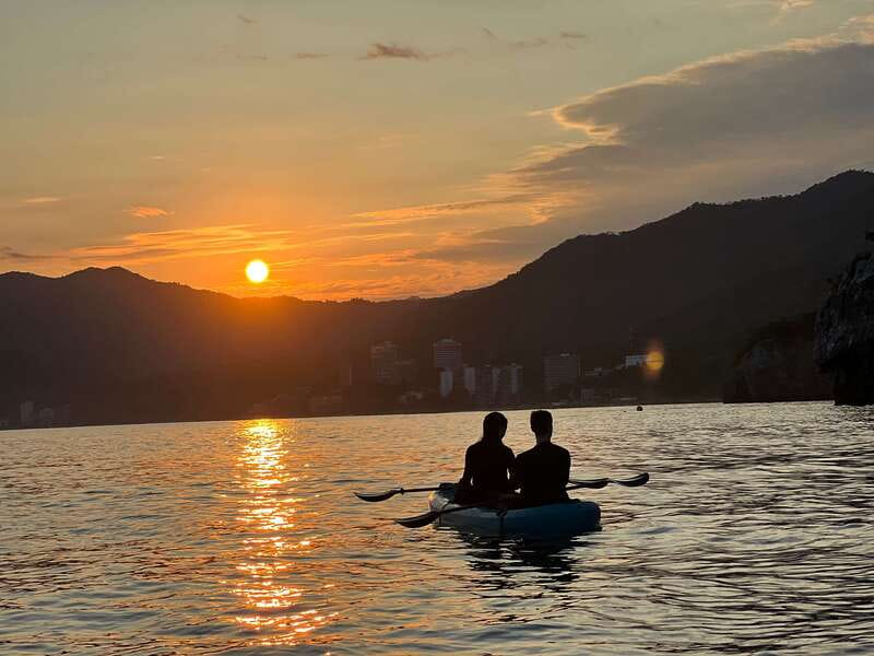 Mismaloya: Los Arcos Bioluminescent Waters Kayak & Cave Tour - Key points to know before you book