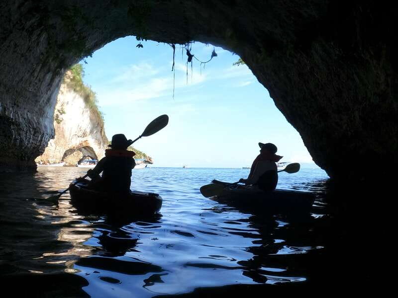 Mismaloya: Los Arcos Bioluminescent Waters Kayak & Cave Tour - Paddling the 2 to 3 nautical miles to Los Arcos