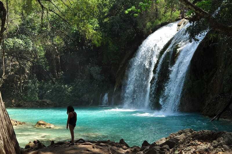 Montebello Lakes and Chiflon Day Tour from San Cristobal - Standing at the Mexico and Guatemala border