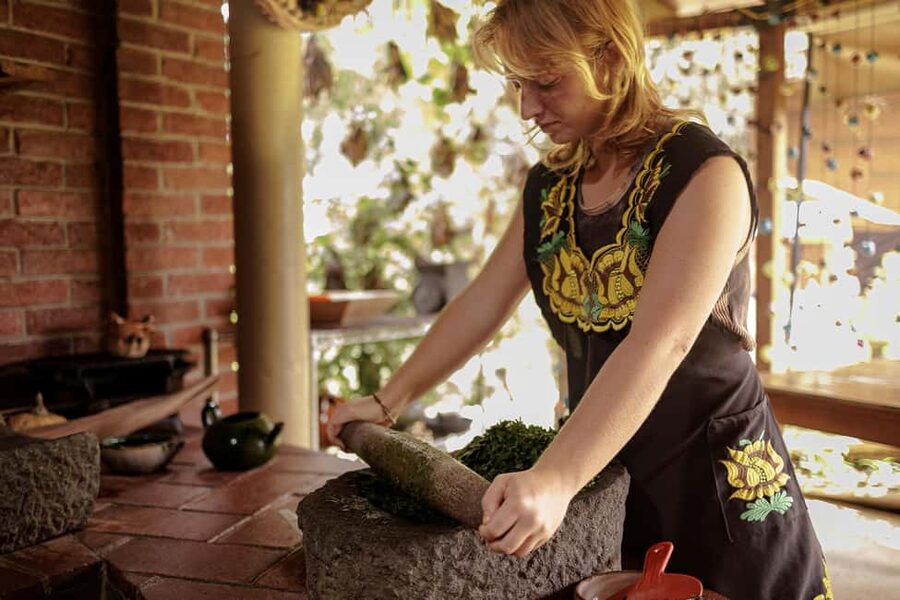 Oaxaca de Juarez: Traditional Oaxacan Cooking Class - Metates, comals, and the work of making tortillas