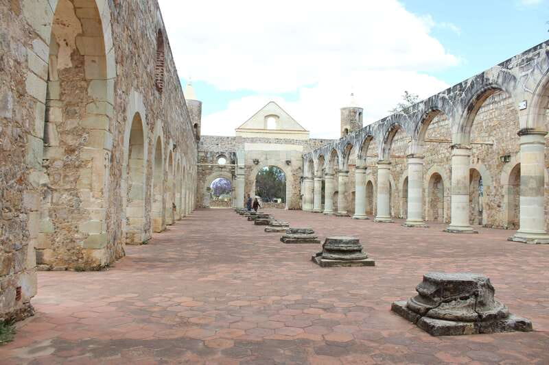 Oaxaca: Monte Alban and the Art of Oaxaca - Lunch, chocolate, and the question of time