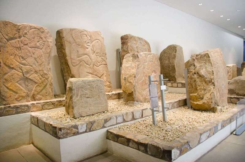 Oaxaca: Monte Alban Guided Archaeological Tour - The museum and archaeological details