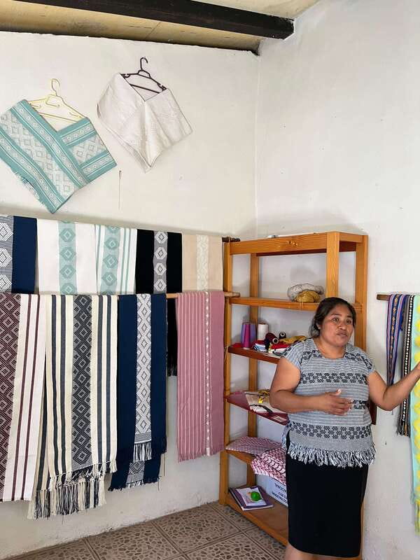 Oaxaca: San Martín Tilcajete, Jalieza & Ocotlán Crafts Route - Santo Tomás Jalieza and the patience of the backstrap loom