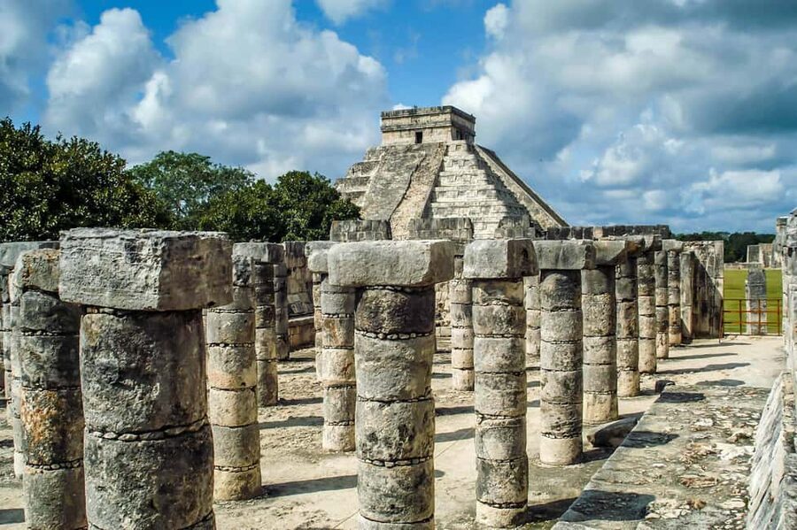 Playa del Carmen: Chichen Itza Early Tour with Expert Guide - Why the first hour at Chichen Itza matters