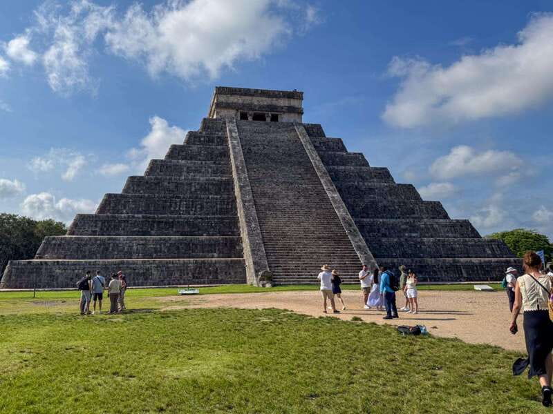 Playa del Carmen: Chichen Itza, Valladolid, Cenote & Buffet - What to pack and what to budget