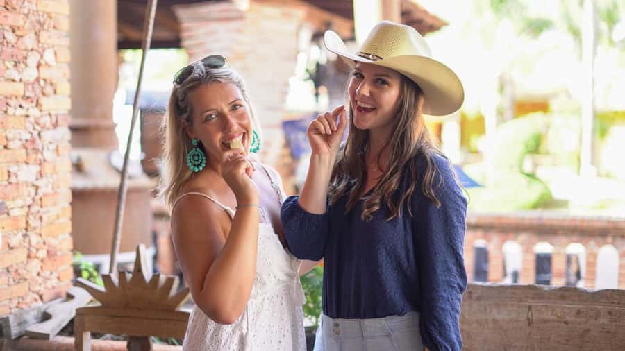 Premium Tequila Route with professional tasting - Ending at Cantaritos El Güero