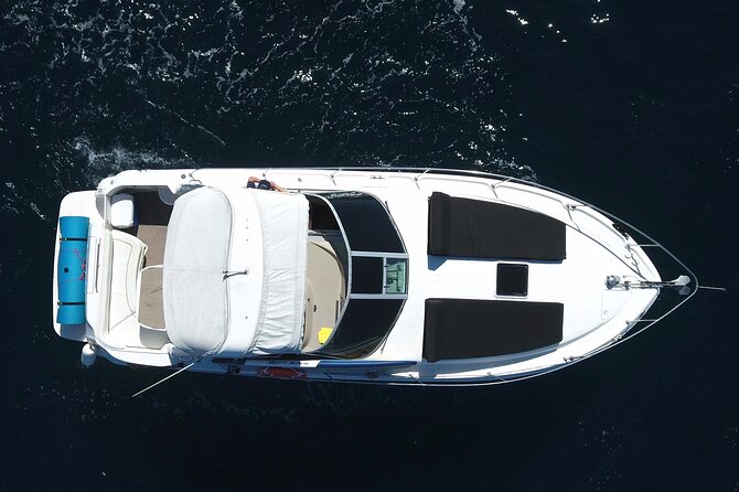 Private 3hr Yacht Cruise in Cabo San Lucas all included - Chileno Bay combines swimming, food, and downtime
