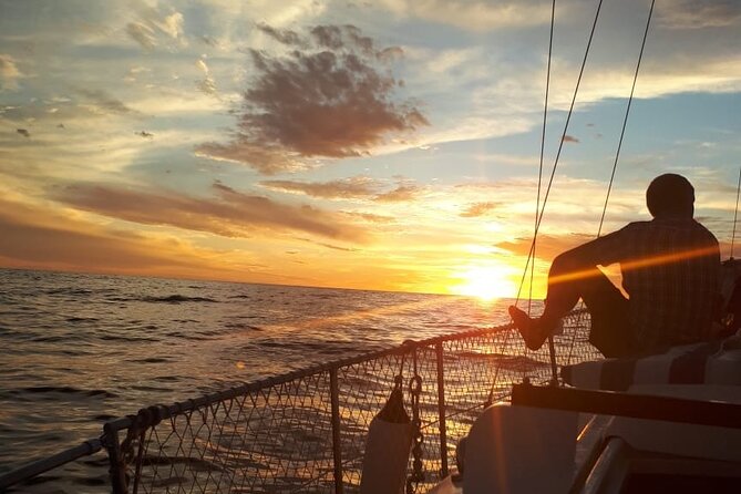 Private Cabo San Lucas Sunset Cruise on 33´ sailboat - Timing, weather, and the practical details