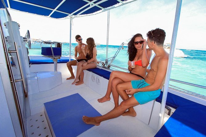 Private Catamaran from Cancun to Isla Mujeres | For up to 25 ppl - The crew is the strongest part of the experience