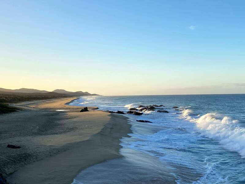 Private experience from Cabo San Lucas to La Paz: (Balandra beach) - Who should book this experience?