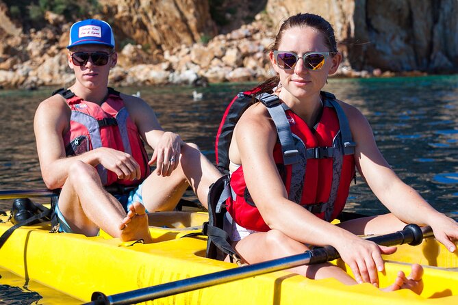 Private Los Cabos Arch and Playa del Amor Tour by Glass Bottom Kayak - The meeting point and pickup require a little attention
