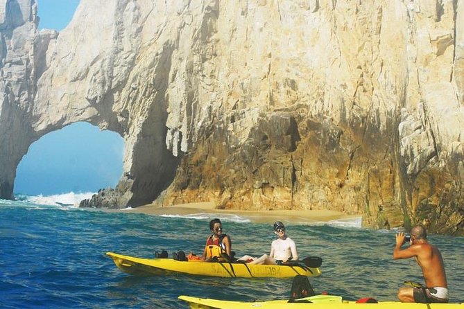 Private Los Cabos Arch & Playa del Amor tour by Glass bottom kayak - Paddling toward El Arco