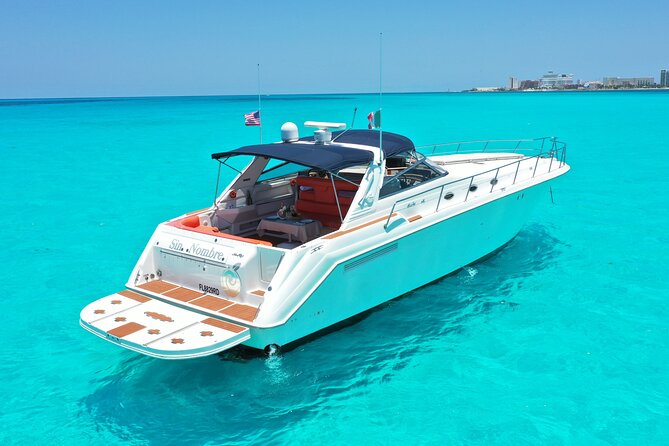 Private Luxury Yacht 55FT Rental in Cancun - One and two hours: a quick cruise near Cancun