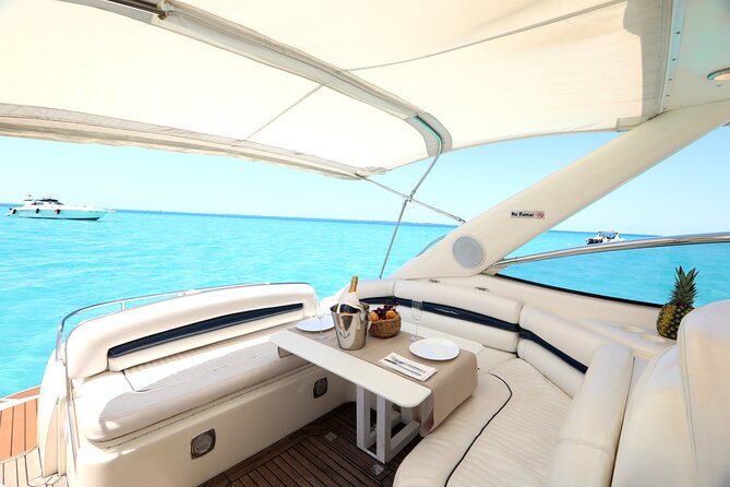 Private Premium Yacht 46FT Rental in Cancún - Food, drinks, and what to pack