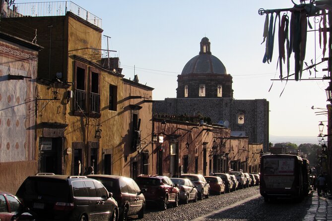 Private San Miguel de Allende Walking Tour - Choosing a guide and shaping the conversation