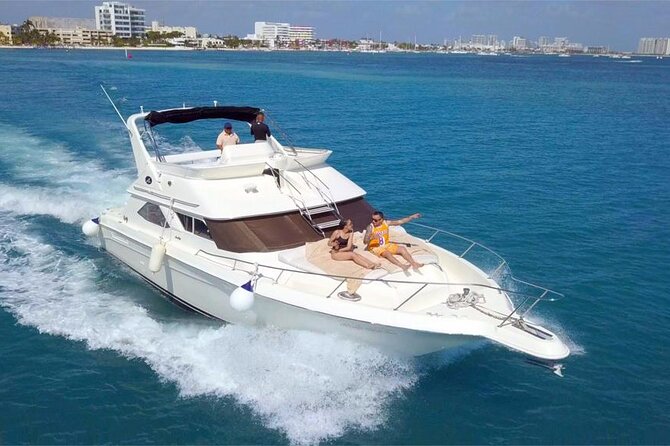 Private SeaRay 47ft Yacht Rental Cancun 23P6 - Weather, safety, and route changes