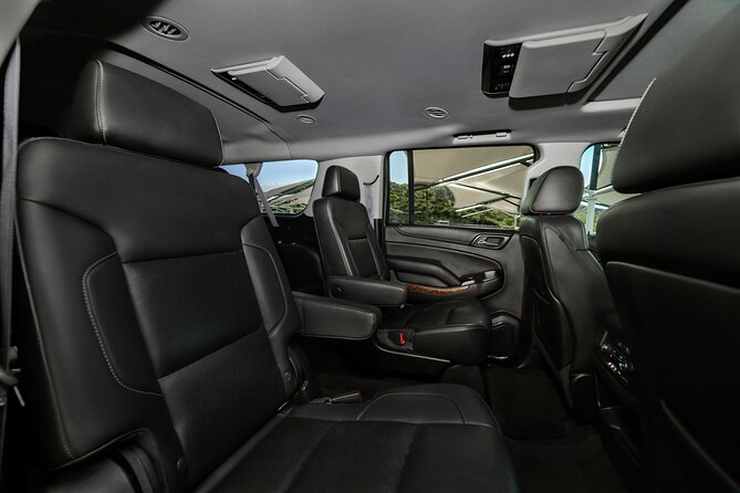 Private SUV Round-Trip from Airport to Hotels in Cabo San Lucas - Adding a supermarket stop for $35