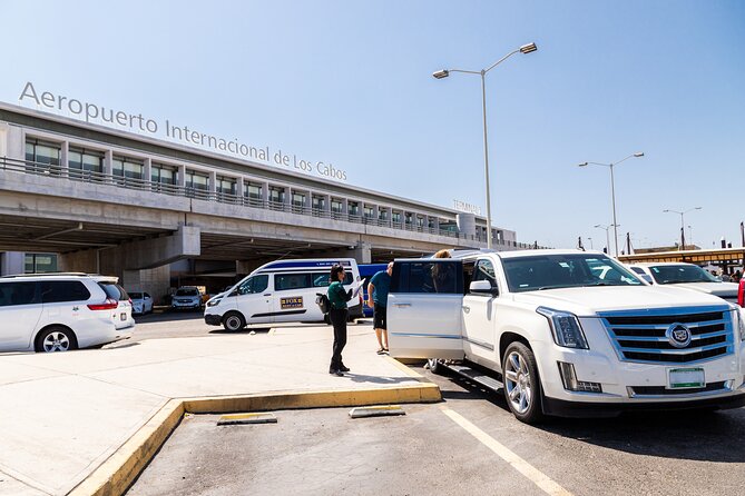 Private SUV RoundTrip from Airport to Hotels in San Jose del Cabo - The record is strong, but not flawless