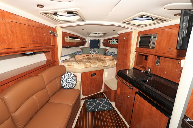 Private yacht charter for cruising & snorkeling in Cabo San Lucas - Starting at the Cabo San Lucas marina