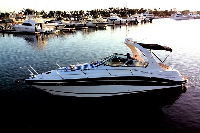 Private yacht charter for cruising & snorkeling in Cabo San Lucas - Snorkeling at Pelican Rock