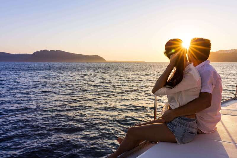 Puerto Vallarta: Bay of Banderas Luxury Sunset Sailing Tour - Open bar, wine, and a proper plate of food