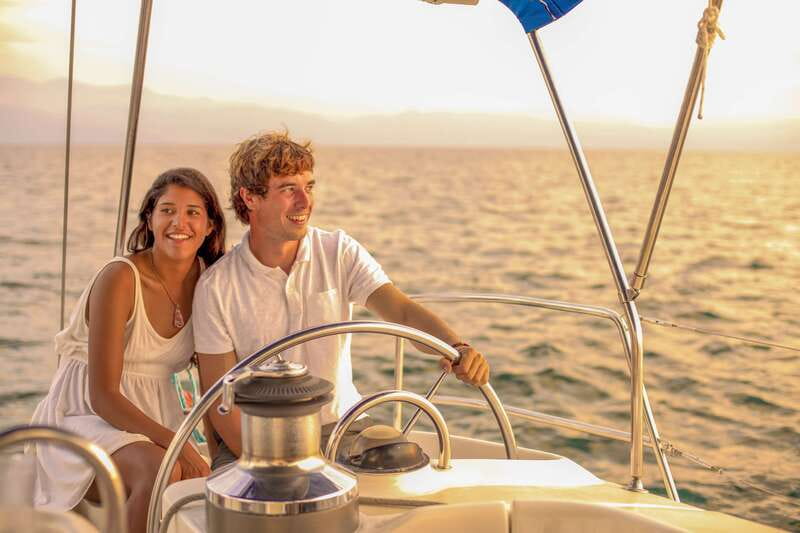 Puerto Vallarta: Bay of Banderas Luxury Sunset Sailing Tour - The bay cruise and changing coastal views