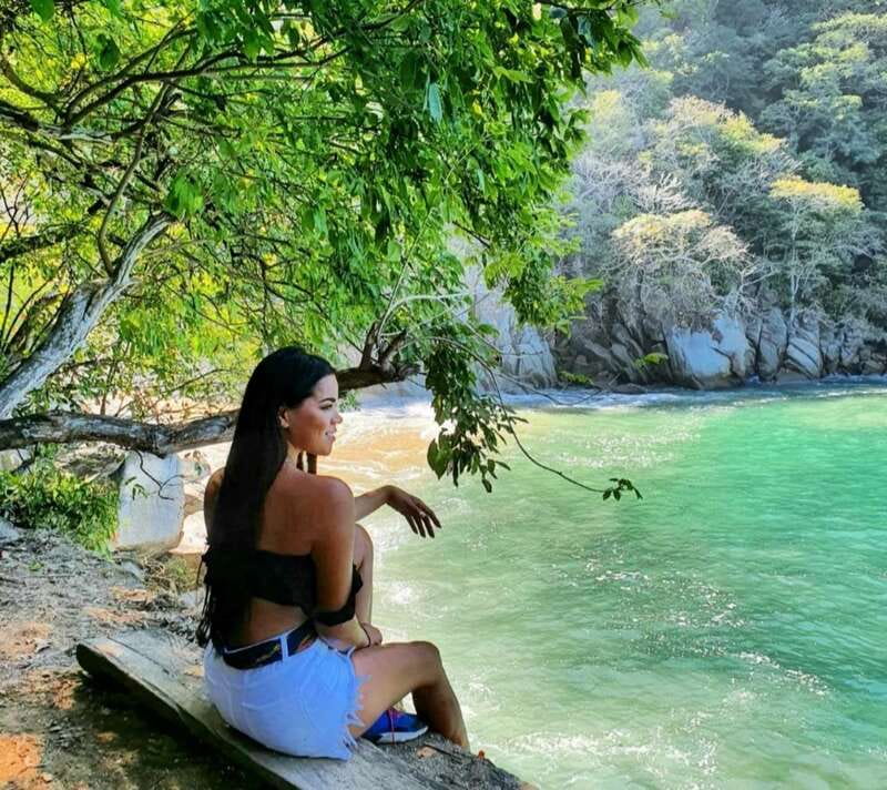 Puerto Vallarta: Full Day Hike to 6 Hidden Beaches & Snorkel - The middle coves and the best coastal views
