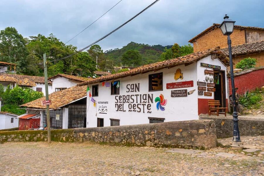 Puerto Vallarta: Guided San Sebastian Tour - A short visit to the tequila gallery