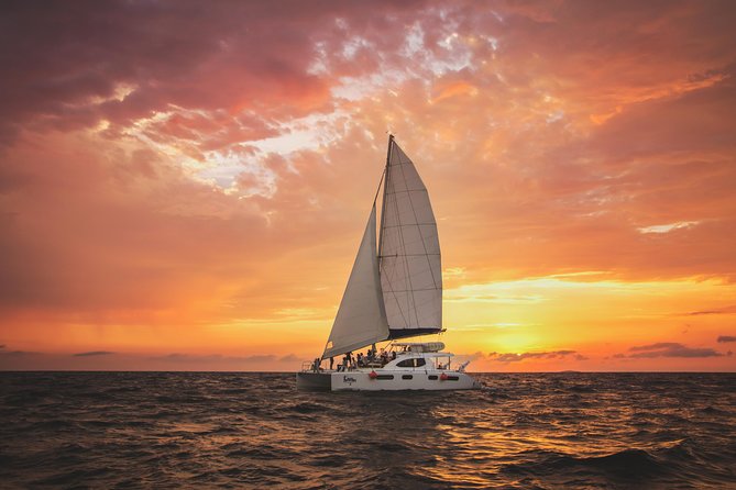 Puerto Vallarta, Luxury Sunset Sailing - Sailing into the sunset from Marina Vallarta
