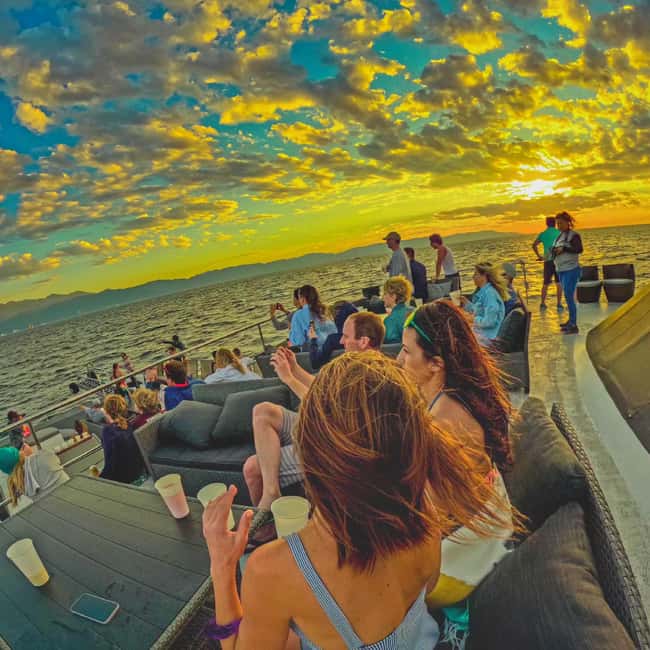 Puerto Vallarta: Mega Yacht Whale Watching Sunset Cruise - Whale watching in Bahía de Banderas