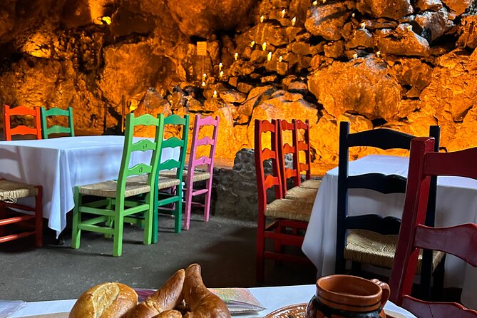 Pyramids of Teotihuacan and restaurant la Gruta (Original) - Teotihuacan before the afternoon heat