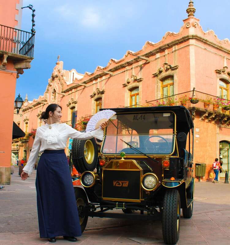 Querétaro: City Tour in a Classic Ford T Vehicle - The route choices: aqueduct, Bell Hill, or railway station