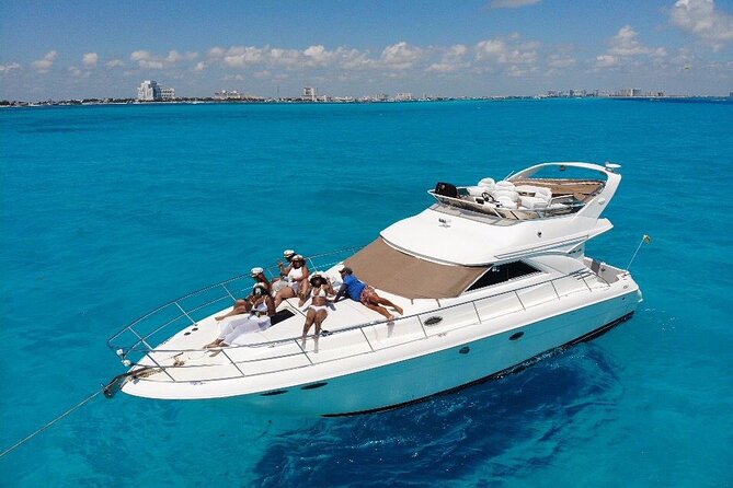 Rent a Private 46ft Yacht in Cancun - What the private Cancun yacht experience is really like