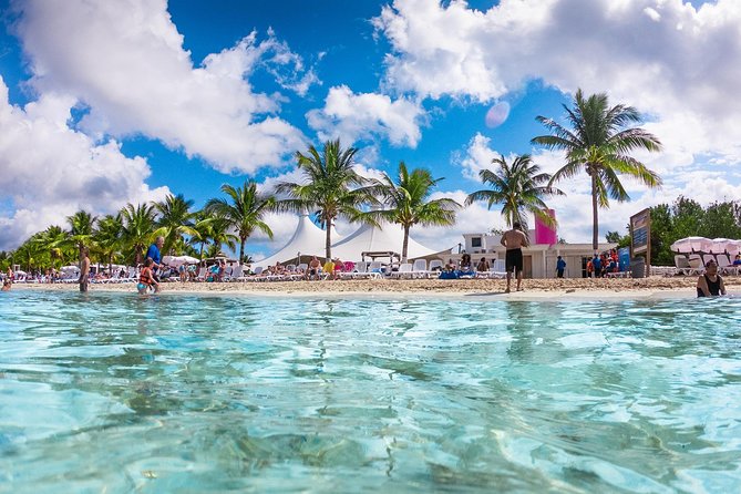 Roots Beach Club® - The Water Park Question You Need to Settle Before Booking