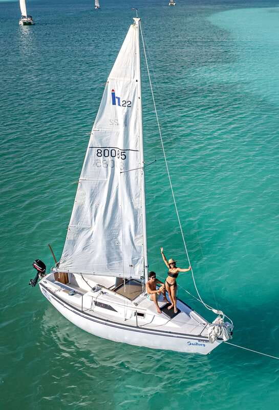Sailboat tour in the seven colors lagoon of Bacalar - Starting at Agua Dulce Beach Club
