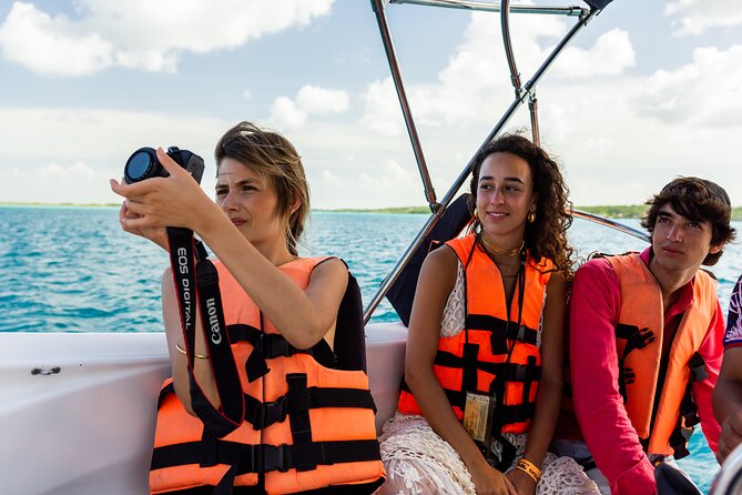 Sailing Tour through the Lagoon of the 7 Colors - Snacks, drinks, and the small-group feel