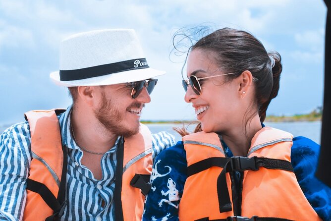 Sailing Tour through the Laguna de los Siete Colores - The sunscreen rule changes how you plan the day